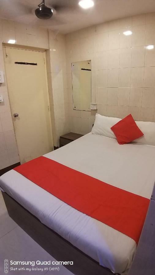 Hotel Saim Palace Bombaj Zewnętrze zdjęcie